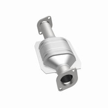 Load image into Gallery viewer, MagnaFlow Exhaust Products 23877 HM Grade Direct-Fit Catalytic Converter for Select Hyundai Sonata