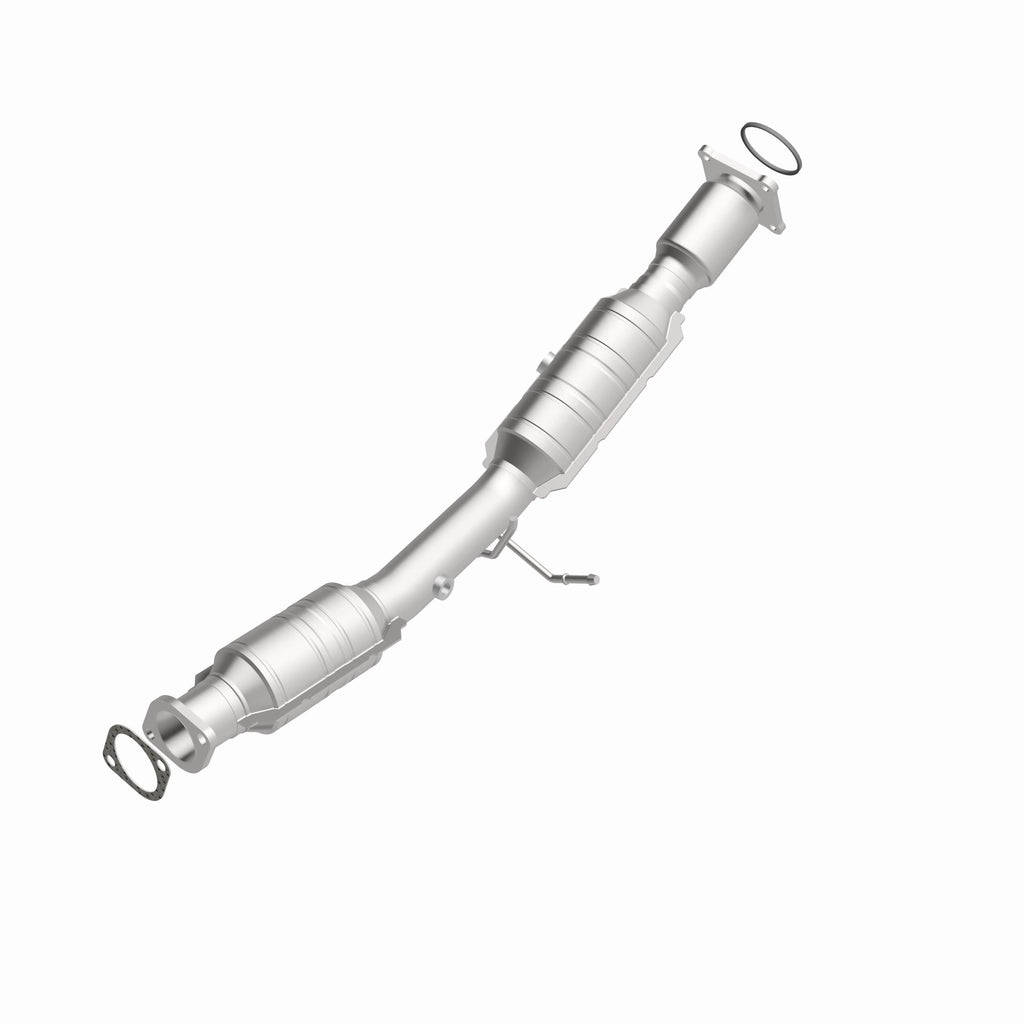 MagnaFlow Exhaust Products 24144 HM Grade Direct-Fit Catalytic Converter for Select Volvo S40, Volvo V50
