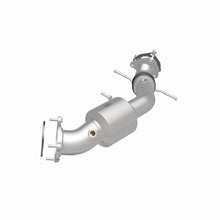 Load image into Gallery viewer, MagnaFlow Exhaust Products 280731 OEM Grade Direct-Fit Catalytic Converter for Select Land Rover Discovery Sport, Land Rover Range Rover Evoque