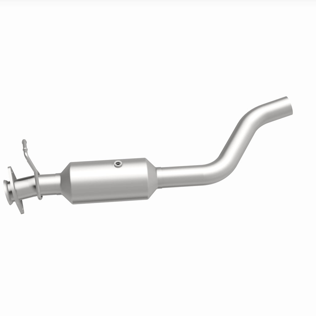 MagnaFlow Exhaust Products 280444 OEM Grade Direct-Fit Catalytic Converter for Select Ford F-650, Ford F-750