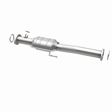 Load image into Gallery viewer, MagnaFlow Exhaust Products 447225 California CARB Direct-Fit Catalytic Converter for Select Toyota 4Runner