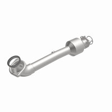 Load image into Gallery viewer, MagnaFlow Exhaust Products 52019 OEM Grade Direct-Fit Catalytic Converter for Select Honda CR-V