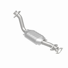Load image into Gallery viewer, MagnaFlow Exhaust Products 93385 Standard Grade Direct-Fit Catalytic Converter for Select Ford Crown Victoria, Lincoln Town Car, Mercury Grand Marquis