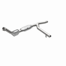 Load image into Gallery viewer, MagnaFlow Exhaust Products 51199 OEM Grade Direct-Fit Catalytic Converter for Select Ford Expedition, Ford F-150, Ford F-150 Heritage