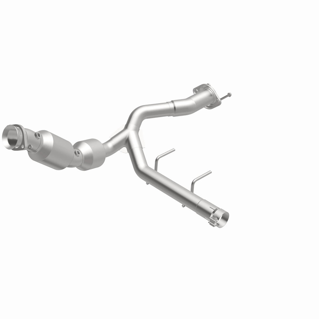 MagnaFlow Exhaust Products 280266 OEM Grade Direct-Fit Catalytic Converter for Select Ford F-150