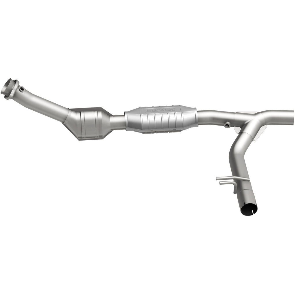 MagnaFlow Exhaust Products 51412 OEM Grade Direct-Fit Catalytic Converter for Select Ford Expedition, Ford F-150, Ford F-250, Lincoln Blackwood, Lincoln Navigator