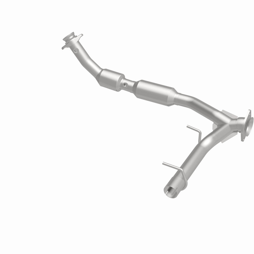 MagnaFlow Exhaust Products 4583029 California CARB Direct-Fit Catalytic Converter for Select Lincoln Navigator