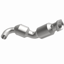 Load image into Gallery viewer, MagnaFlow Exhaust Products 280267 OEM Grade Direct-Fit Catalytic Converter for Select Ford Expedition, Ford F-150, Lincoln Navigator