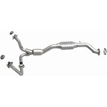 Load image into Gallery viewer, MagnaFlow Exhaust Products 24898 HM Grade Direct-Fit Catalytic Converter for Select Chevrolet Blazer