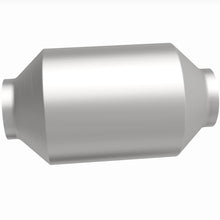 Load image into Gallery viewer, MagnaFlow Exhaust Products 6571306 California CARB Universal Catalytic Converter for Select Acura RLX, Acura TLX, Cadillac XTS, Chevrolet Camaro, Honda Accord, Nissan Altima, Nissan Maxima, Nissan Versa, Nissan Versa Note, Subaru Legacy, Subaru WRX