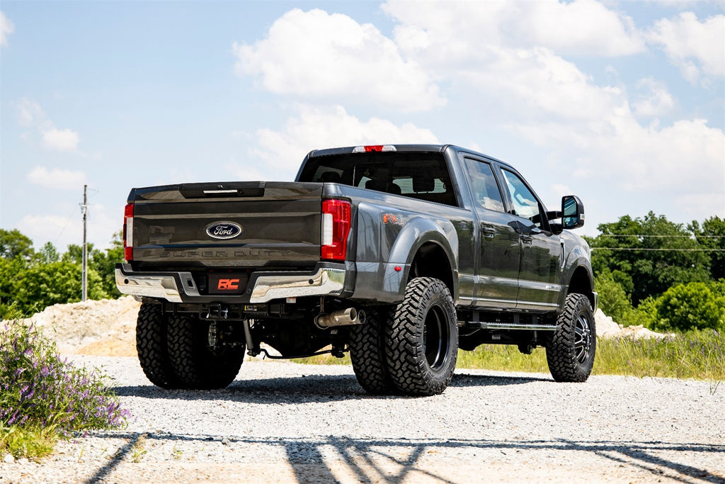 Rough Country 55950 Suspension Lift Kit w/Vertex Shocks for Select Ford F-350 Super Duty