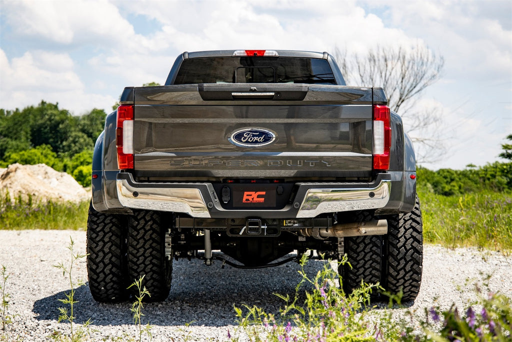 Rough Country 55950 Suspension Lift Kit w/Vertex Shocks for Select Ford F-350 Super Duty
