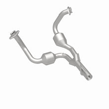 Load image into Gallery viewer, MagnaFlow Exhaust Products 458000 California CARB Direct-Fit Catalytic Converter for Select Jeep Grand Cherokee