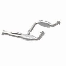 Load image into Gallery viewer, MagnaFlow Exhaust Products 93603 HM Grade Direct-Fit Catalytic Converter for Select Chevrolet C1500 Suburban, Chevrolet K1500 Suburban, Chevrolet Tahoe, GMC Yukon