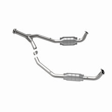 Load image into Gallery viewer, MagnaFlow Exhaust Products 93696 Standard Grade Direct-Fit Catalytic Converter for Select Land Rover Range Rover