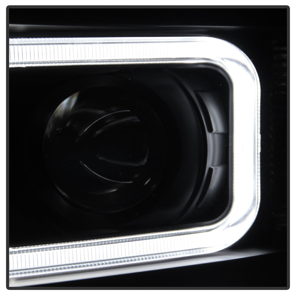 Spyder Auto 9027796 XTune Projector Headlights for Select Chevrolet Silverado 1500, Chevrolet Silverado HD, Chevrolet Silverado HD