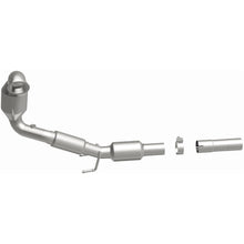 Load image into Gallery viewer, MagnaFlow Exhaust Products 21-581 OEM Grade Direct-Fit Catalytic Converter for Select Audi A3, Audi A3 Quattro, Volkswagen GTI, Volkswagen Golf, Volkswagen Golf SportWagen, Volkswagen Jetta