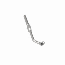 Load image into Gallery viewer, MagnaFlow Exhaust Products 93613 HM Grade Direct-Fit Catalytic Converter for Select Chevrolet Express 1500, Chevrolet Express 2500, Chevrolet Express 3500, Chevrolet G30, GMC G3500, GMC Savana 1500, GMC Savana 2500, GMC Savana