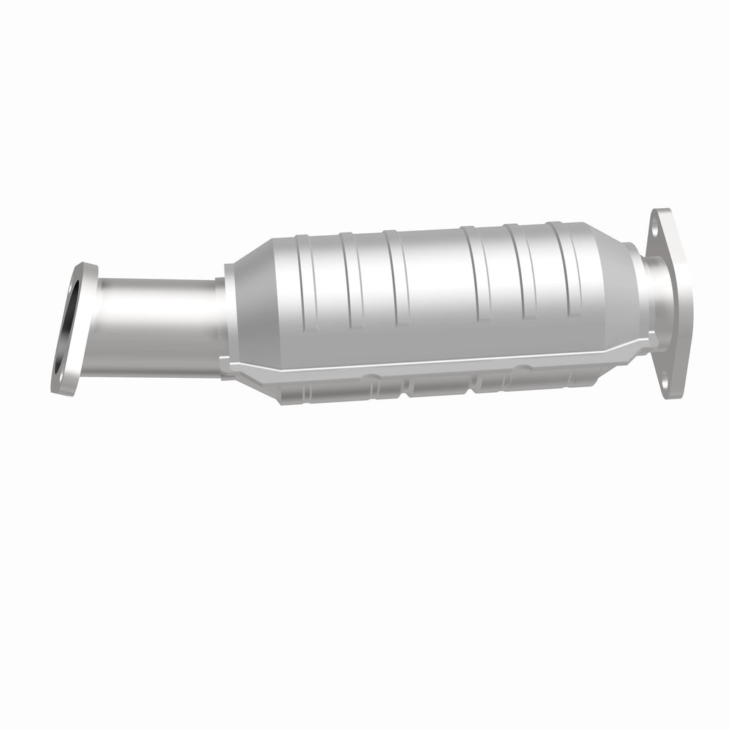 MagnaFlow Exhaust Products 49811 OEM Grade Direct-Fit Catalytic Converter for Select Hyundai Azera, Hyundai Sonata