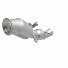 Load image into Gallery viewer, MagnaFlow Exhaust Products 52266 OEM Grade Direct-Fit Catalytic Converter for Select BMW 528i, BMW 528i xDrive, BMW X5
