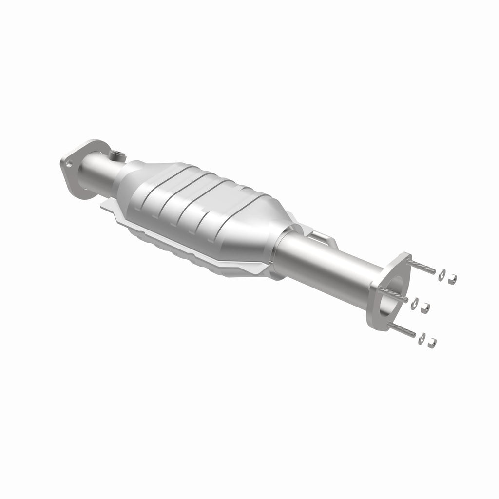 MagnaFlow Exhaust Products 49038 OEM Grade Direct-Fit Catalytic Converter for Select Jeep Wrangler