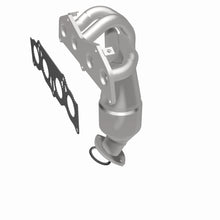 Load image into Gallery viewer, MagnaFlow Exhaust Products 5531291 California CARB Manifold Catalytic Converter for Select Toyota Camry, Toyota Solara