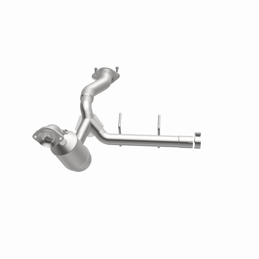 MagnaFlow Exhaust Products 280758 OEM Grade Direct-Fit Catalytic Converter for Select Ford F-150