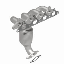 Load image into Gallery viewer, MagnaFlow Exhaust Products 51887 OEM Grade Manifold Catalytic Converter for Select Hyundai Accent