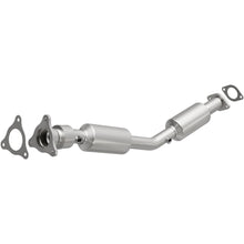Load image into Gallery viewer, MagnaFlow Exhaust Products 551197 California CARB Direct-Fit Catalytic Converter for Select Chevrolet HHR