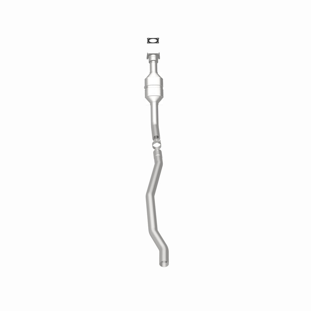 MagnaFlow Exhaust Products 51789 OEM Grade Direct-Fit Catalytic Converter for Select Chrysler Town & Country, Dodge Caravan, Dodge Grand Caravan