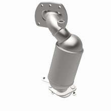 Load image into Gallery viewer, MagnaFlow Exhaust Products 22-020 OEM Grade Manifold Catalytic Converter for Select Lexus RX350, Lexus RX350L, Lexus RX450h, Lexus RX450hL, Toyota Highlander, Toyota Sienna