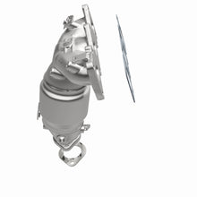 Load image into Gallery viewer, MagnaFlow Exhaust Products 52737 OEM Grade Manifold Catalytic Converter for Select Hyundai Santa Fe, Kia Sorento