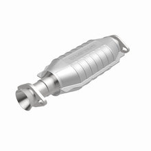 Load image into Gallery viewer, MagnaFlow Exhaust Products 93286 HM Grade Direct-Fit Catalytic Converter for Select Mitsubishi Montero
