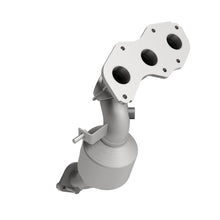 Load image into Gallery viewer, MagnaFlow Exhaust Products 51822 OEM Grade Manifold Catalytic Converter for Select Toyota Sienna