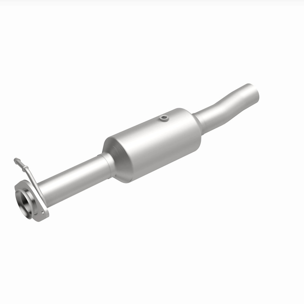 MagnaFlow Exhaust Products 280434 OEM Grade Direct-Fit Catalytic Converter for Select Ford F-350 Super Duty, Ford F-450 Super Duty, Ford F-550 Super Duty