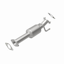 Load image into Gallery viewer, MagnaFlow Exhaust Products 5571421 California CARB Direct-Fit Catalytic Converter for Select Chevrolet Sonic