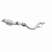 Load image into Gallery viewer, MagnaFlow Exhaust Products 5551370 California CARB Direct-Fit Catalytic Converter for Select Porsche Cayenne