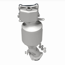 Load image into Gallery viewer, MagnaFlow Exhaust Products 6511898 California CARB Manifold Catalytic Converter for Select Acura MDX, Honda Accord, Honda Passport, Honda Pilot