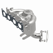 Load image into Gallery viewer, MagnaFlow Exhaust Products 22-084 OEM Grade Manifold Catalytic Converter for Select Hyundai Santa Fe, Hyundai Tucson, Kia Sorento, Kia Sportage