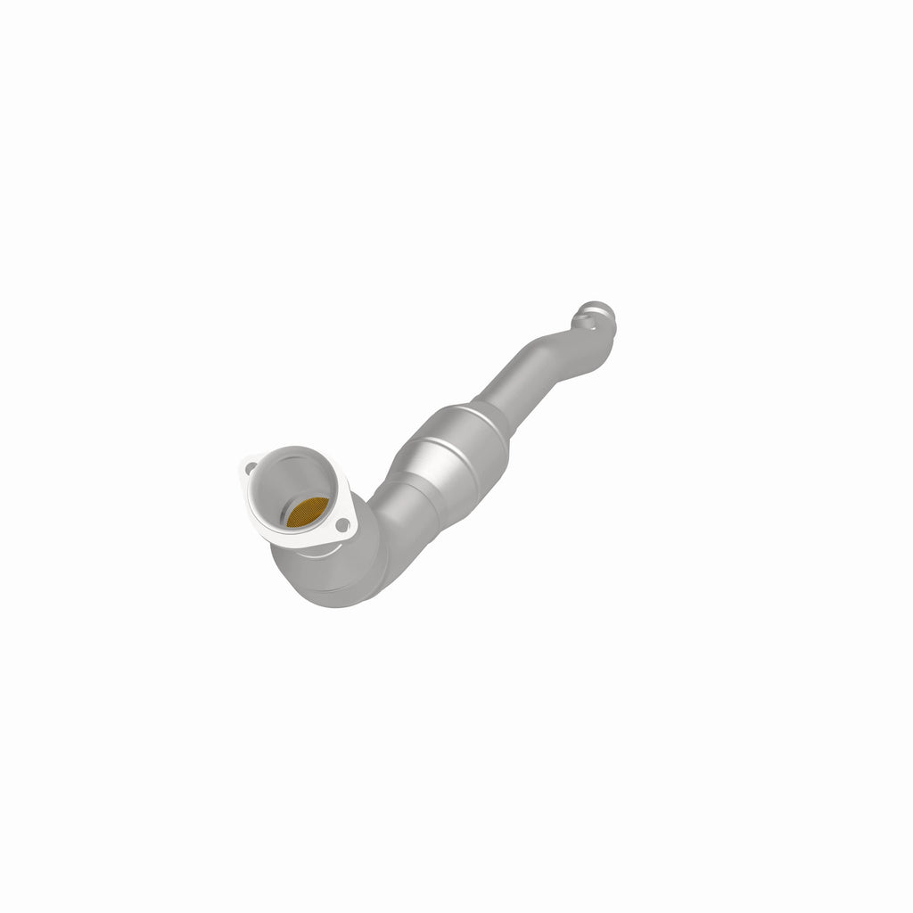 MagnaFlow Exhaust Products 21-717 OEM Grade Direct-Fit Catalytic Converter for Select Land Rover LR4