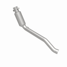 Load image into Gallery viewer, MagnaFlow Exhaust Products 5551531 California CARB Direct-Fit Catalytic Converter for Select Land Rover LR4, Land Rover Range Rover Sport