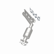 Load image into Gallery viewer, MagnaFlow Exhaust Products 5582323 California CARB Manifold Catalytic Converter for Select Lexus GX470, Toyota 4Runner