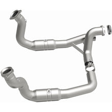 Load image into Gallery viewer, MagnaFlow Exhaust Products 52297 OEM Grade Direct-Fit Catalytic Converter for Select Ford F-250 Super Duty, Ford F-350 Super Duty