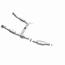 Load image into Gallery viewer, MagnaFlow Exhaust Products 49404 OEM Grade Direct-Fit Catalytic Converter for Select Ford Explorer, Lincoln Aviator, Mercury Mountaineer