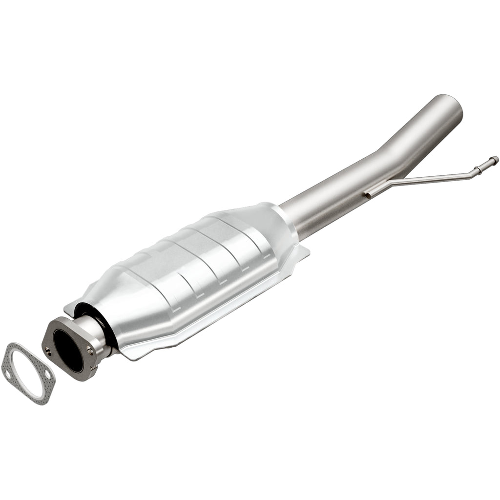 MagnaFlow Exhaust Products 457010 California CARB Direct-Fit Catalytic Converter for Select Ford Escape, Mazda Tribute