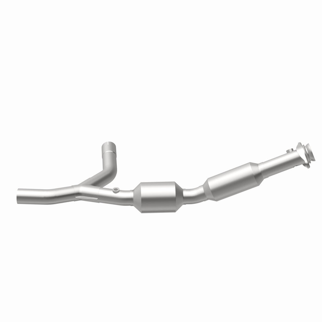MagnaFlow Exhaust Products 5582310 California CARB Direct-Fit Catalytic Converter for Select Ford E-150, Ford E-250