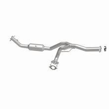 Load image into Gallery viewer, MagnaFlow Exhaust Products 5561676 California CARB Direct-Fit Catalytic Converter for Select Ford Ranger, Mazda B3000