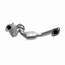 Load image into Gallery viewer, MagnaFlow Exhaust Products 447189 California CARB Direct-Fit Catalytic Converter for Select Ford Ranger, Mazda B3000, Mazda B4000