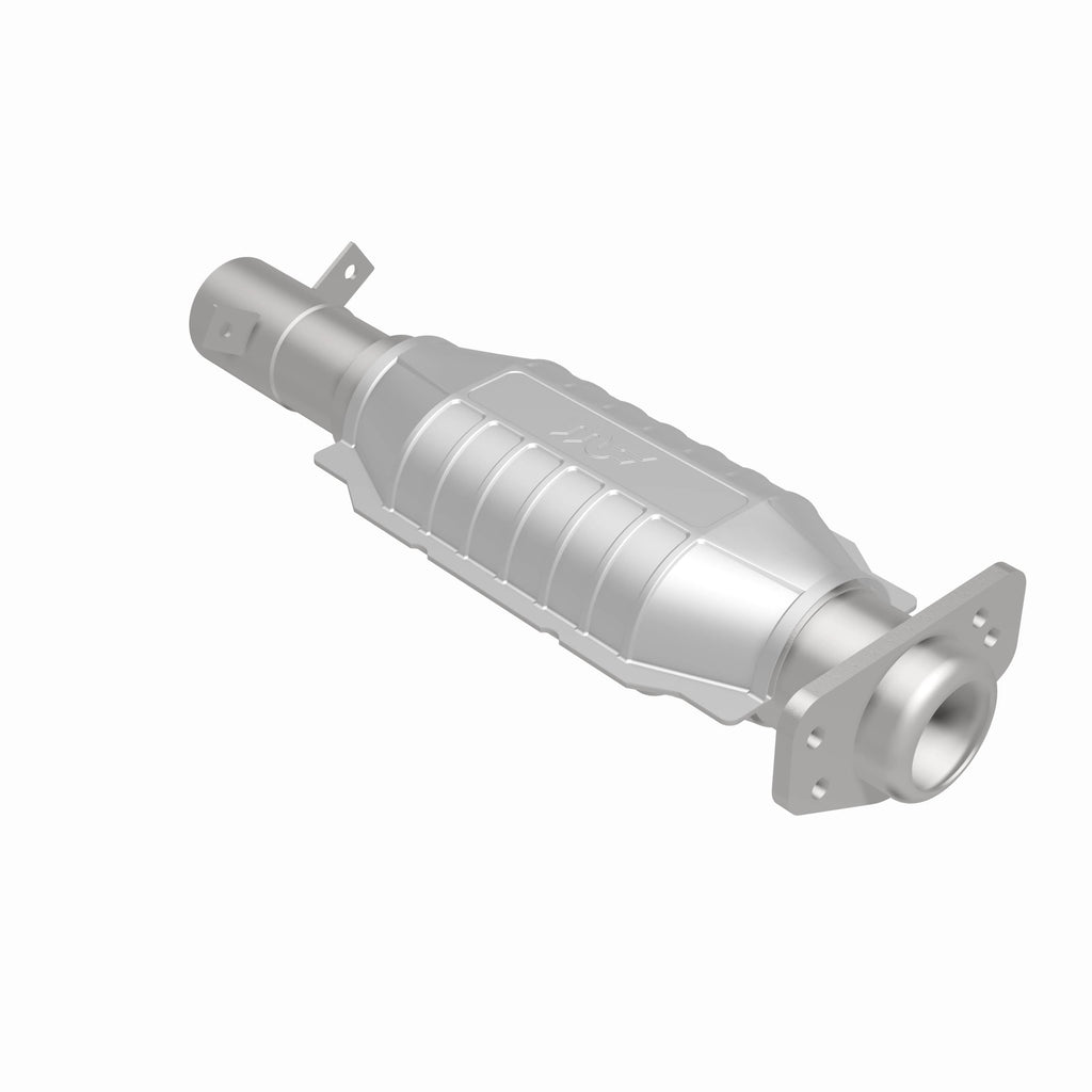 MagnaFlow Exhaust Products 93486 Standard Grade Direct-Fit Catalytic Converter for Select Chevrolet S10, Chevrolet S10 Blazer, GMC Jimmy, GMC S15, GMC S15 Jimmy, GMC Sonoma, GMC Syclone, GMC Typhoon, Oldsmobile Bravada