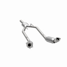 Load image into Gallery viewer, MagnaFlow Exhaust Products 23325 HM Grade Direct-Fit Catalytic Converter for Select Ford Thunderbird, Mercury Cougar